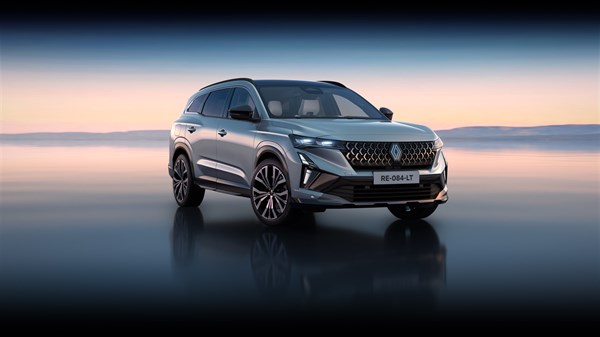 Espace Techno full hybrid E-Tech 200 već od 369 €/mj.